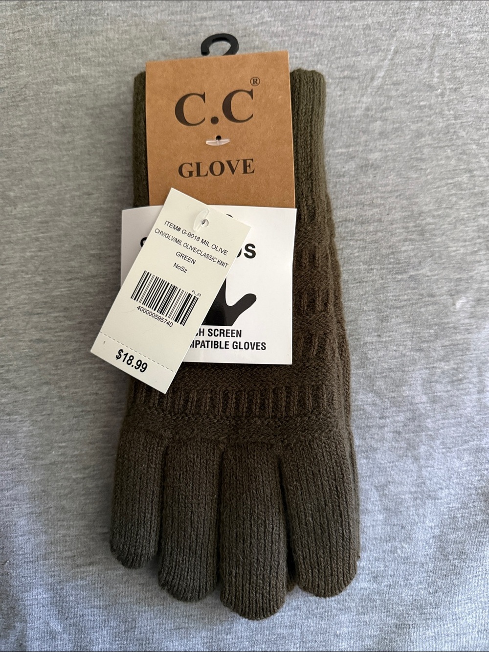 C.C Olive Knit Touchscreen-Compatible Women’s Gloves